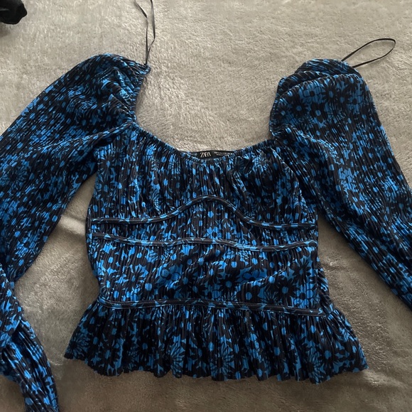 Zara Top - Picture 1 of 2